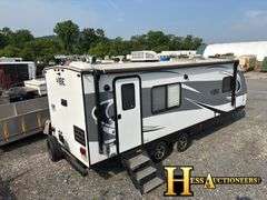 2018  FOREST RIVER  EXTREME LITE  TRAVEL TRAILER