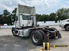 2013  MACK  CXU612  S/A DAYCAB