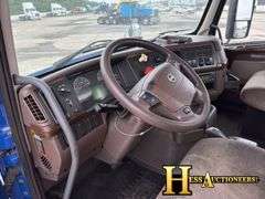 2014  VOLVO  VNL  T/A DAYCAB