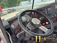 2013  MACK  CXU612  S/A DAYCAB