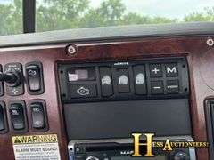 2013  MACK  CXU612  S/A DAYCAB