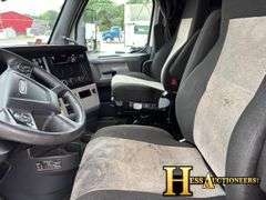 2018  FREIGHTLINER  CASCADIA  T/A SLEEPER
