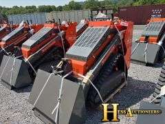 HURRICANE   HRC700  MINI COMPACT TRACK LOADER