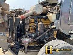 2001  KENWORTH  T800  TRI AXLE DUMP TRUCK