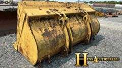 9' 10''  PAY LOADER  BUCKET  EXCAVATOR ATTACHMENT
