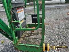 2007  JLG  E300  BOOM LIFT