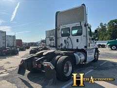 2014  FREIGHTLINER  CASCADIA  S/A DAYCAB