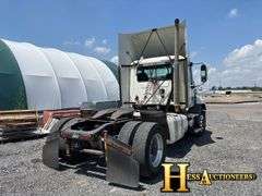 2013  MACK  CXU612  S/A DAYCAB