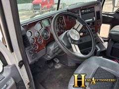 2013  MACK  CXU612  S/A DAYCAB