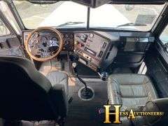 2000  FREIGHTLINER  FLD132  T/A SLEEPER