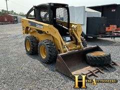 2012  JOHN DEERE  325  SKID LOADER