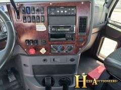 2013  MACK  CXU612  S/A DAYCAB
