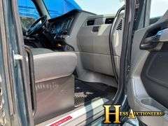 2020  KENWORTH  T680  T/A SLEEPER