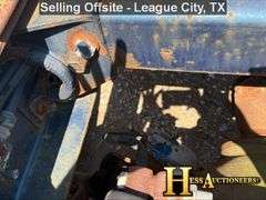 1988  PETERBILT  379  T/A DAYCAB