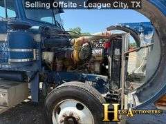 1988  PETERBILT  379  T/A DAYCAB