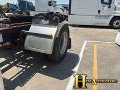 2013  MACK  CXU613  S/A DAYCAB