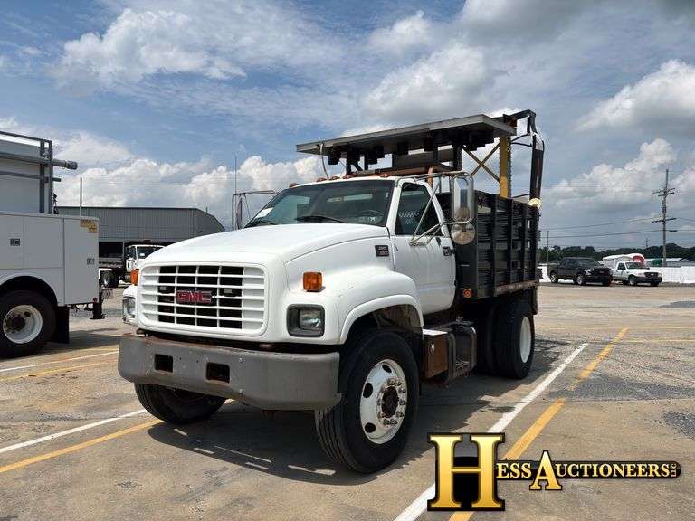 2001  GMC  C6500  FLATBED TRUCK