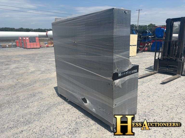TOOL CABINET/BOX