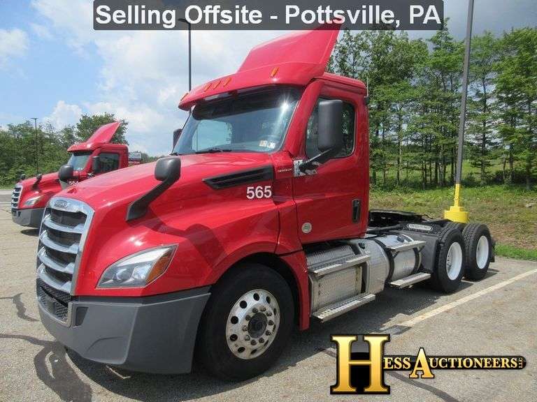 2021 FREIGHTLINER CASCADIA T/A DAYCAB