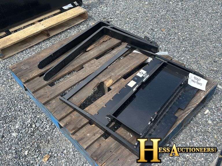 2025  GIYI  GY-XHC  FORK SET  SKID STEER ATTACHMENT