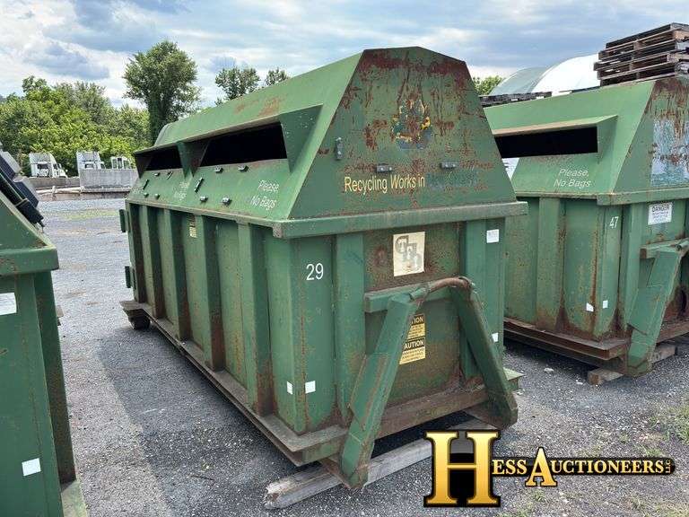 THOMPSON FABRICATION  12 CU YARD  HOOKLIFT  CONTAINER