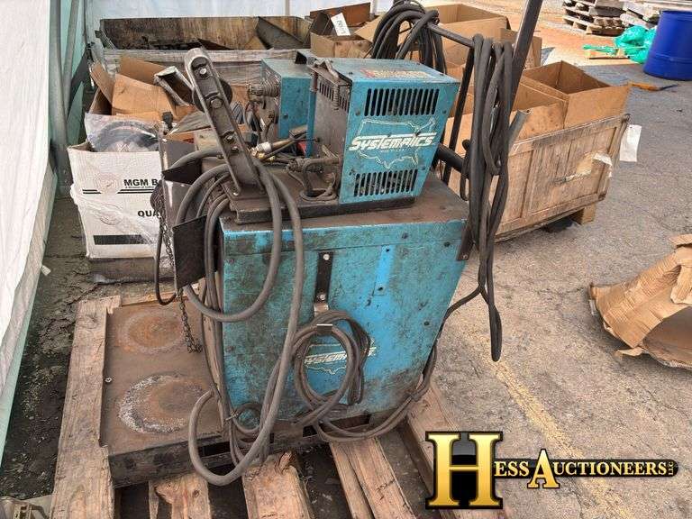 SYSTEMATICS   MG300SM  WELDER