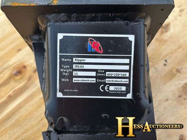 2025  IR  RIPPER  EXCAVATOR ATTACHMENT