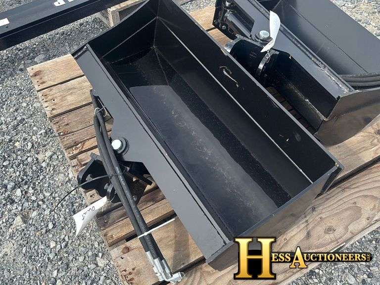 2025  MIVA  32"  TILTING BUCKET  EXCAVATOR ATTACHMENT