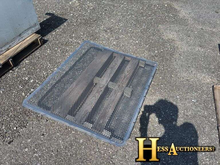GRILL INSERT  TRUCK PART