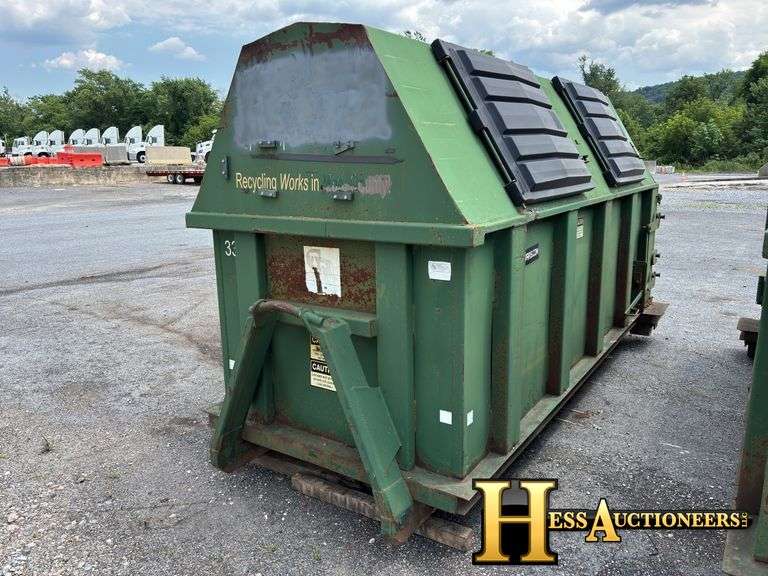 THOMPSON FABRICATION  12 CU YARD  HOOKLIFT  CONTAINER
