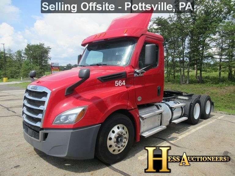 2021  FREIGHTLINER  CASCADIA  T/A DAYCAB