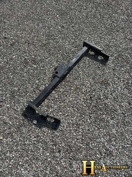 HITCH   TRUCK PART