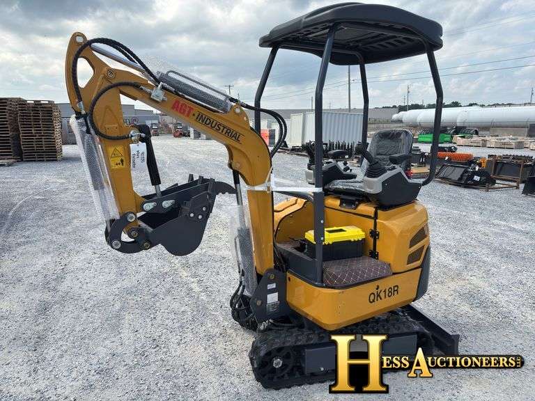 2025 AGT QK18R MINI COMPACT EXCAVATOR - Hess Auctioneers