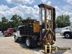 2000  INTERNATIONAL  4700  FLATBED TRUCK
