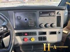 2021  FREIGHTLINER  CASCADIA  T/A DAYCAB