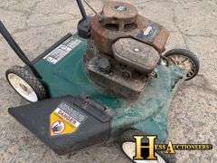 MTD  PUSH  LAWN MOWER