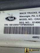 2015  MACK  CXU613  T/A DAYCAB