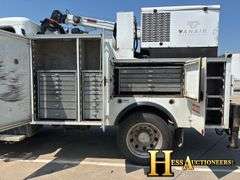 2016  PETERBILT  337  UTILITY TRUCK