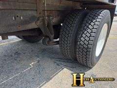 2004  INTERNATIONAL  4300  FLATBED TRUCK