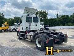 2022  FREIGHTLINER  CASCADIA  S/A DAYCAB