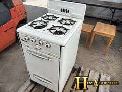GAS STOVE