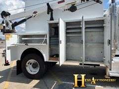 2015  PETERBILT  337  BOOM TRUCK