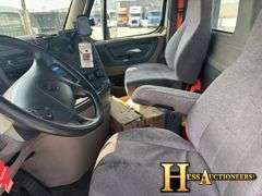 2015  FREIGHTLINER  CASCADIA 125  S/A DAYCAB