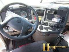 2016  FREIGHTLINER  CASCADIA EVOLUTION  T/A DAYCAB