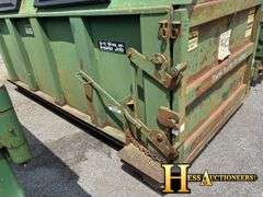 THOMPSON FABRICATION  12 CU YARD  HOOKLIFT  CONTAINER