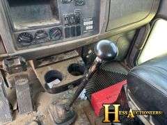 2016  PETERBILT  337  UTILITY TRUCK