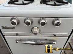 GAS STOVE