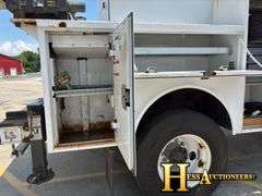 2015  PETERBILT  337  BOOM TRUCK