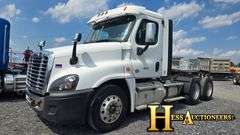 2015  FREIGHTLINER  CASCADIA  T/A DAYCAB