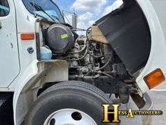 2000  INTERNATIONAL  4700  FLATBED TRUCK